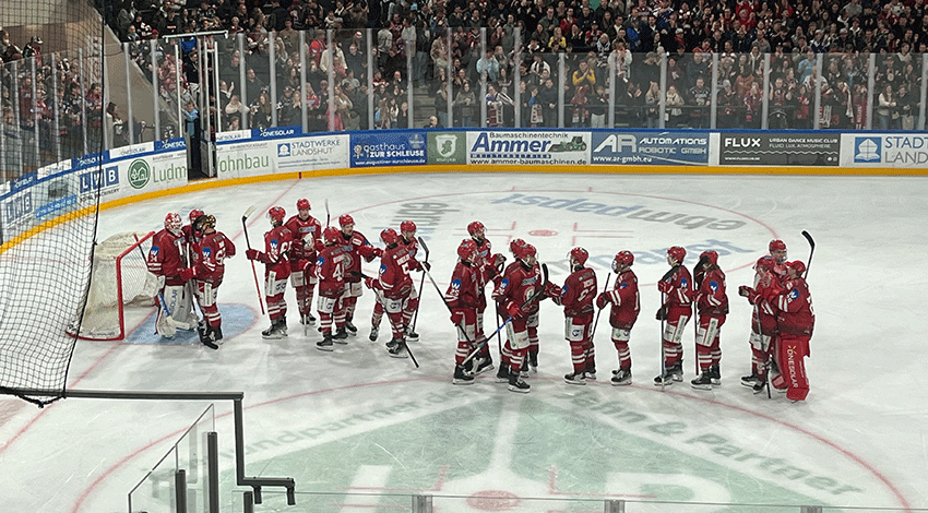 Eishockeyspieler des EVL werden von AGROLAB gesponsort