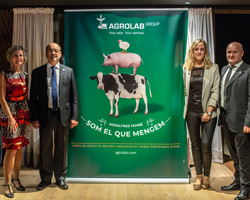 From right to left: Joan Enric Poll, Ms. Carme Soler, Director of ASFAC, Mr. Pere Borrell, President of ASFAC and Arantxa Torner, CRM of AGROLAB-Ibérica